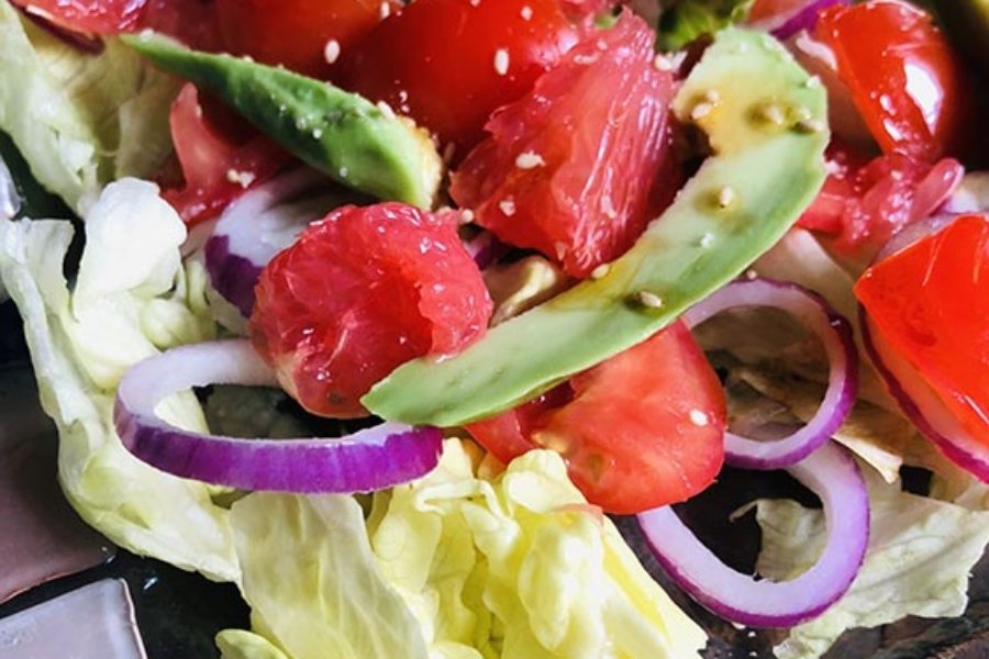 Salade Vitaminée d’Avocat et Pamplemousse