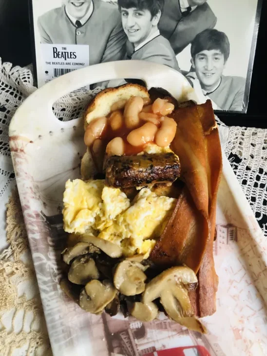Full English Breakfast tartine14